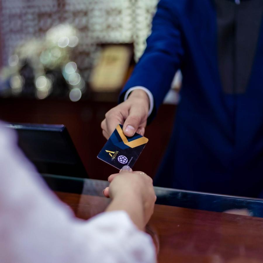 מנאמה Arman Hotel Juffair Mall מראה חיצוני תמונה